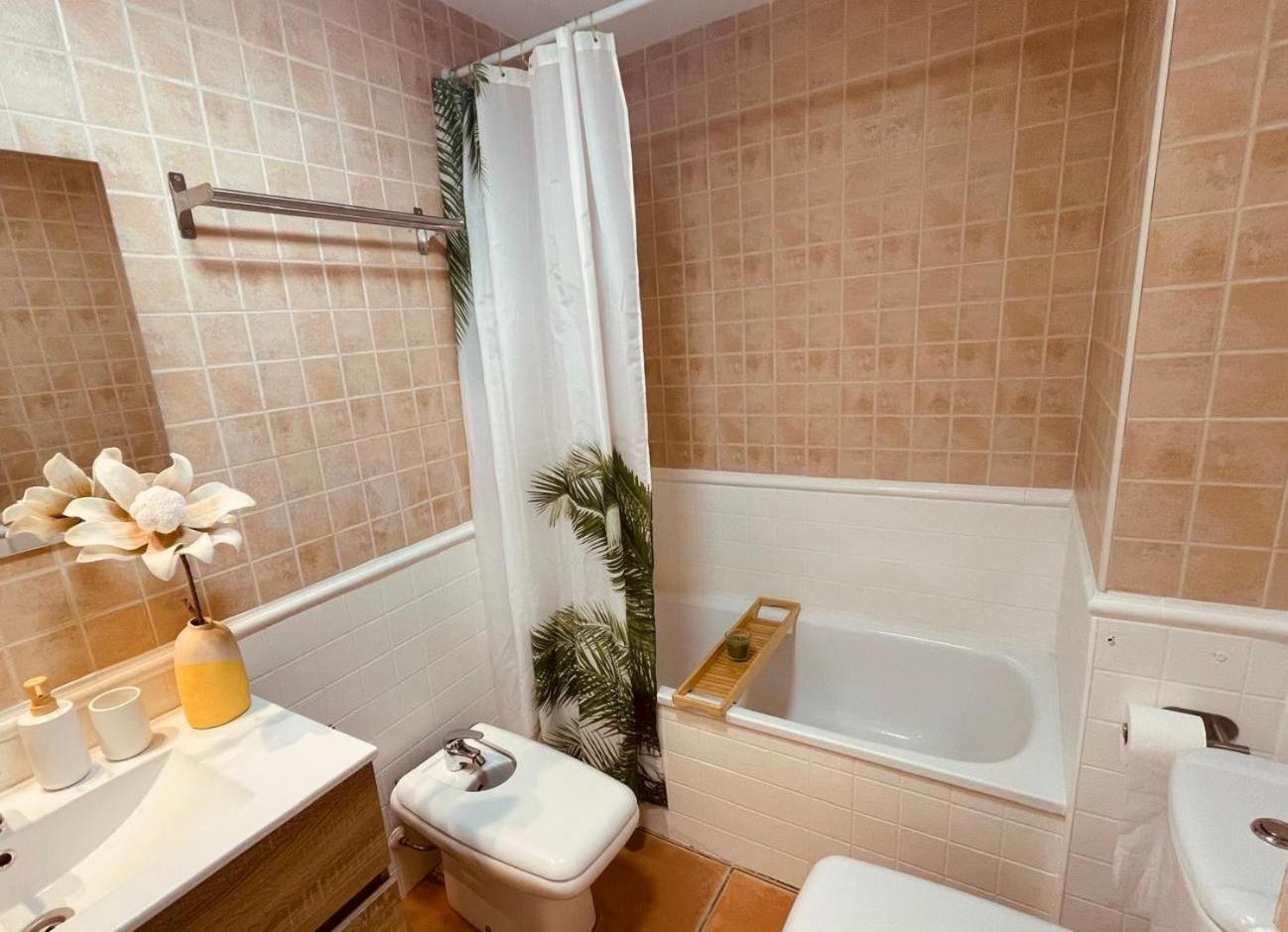 Beautiful Torrox Costa Apartment Luaran gambar
