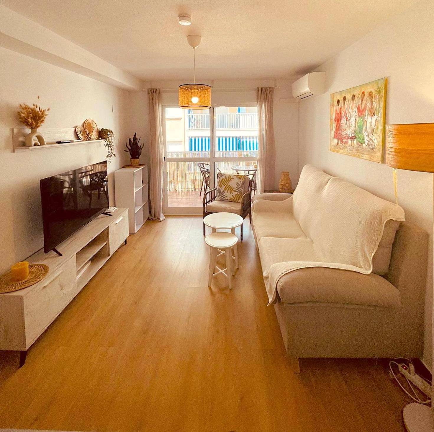 Beautiful Torrox Costa Apartment Luaran gambar
